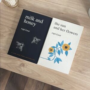 Rupi Kaur Poetry Book Set - Black and White